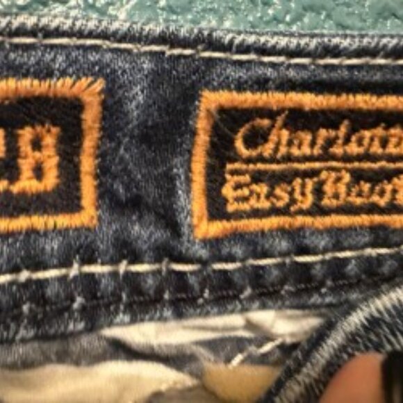 Miss Me Jeans Bootcut, Worn Once 28x31. Discounted Shipping - Picture 4 of 4